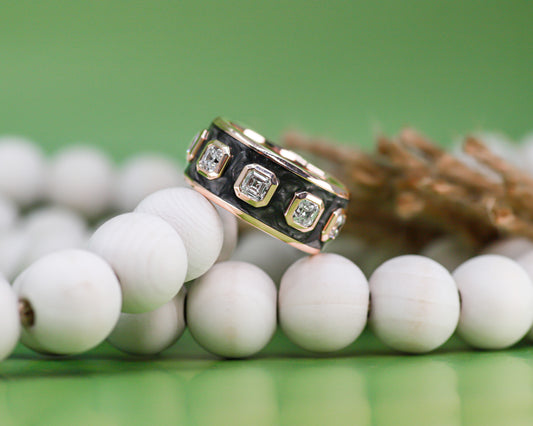 Icon Asscher Cut Diamond with Ceramic