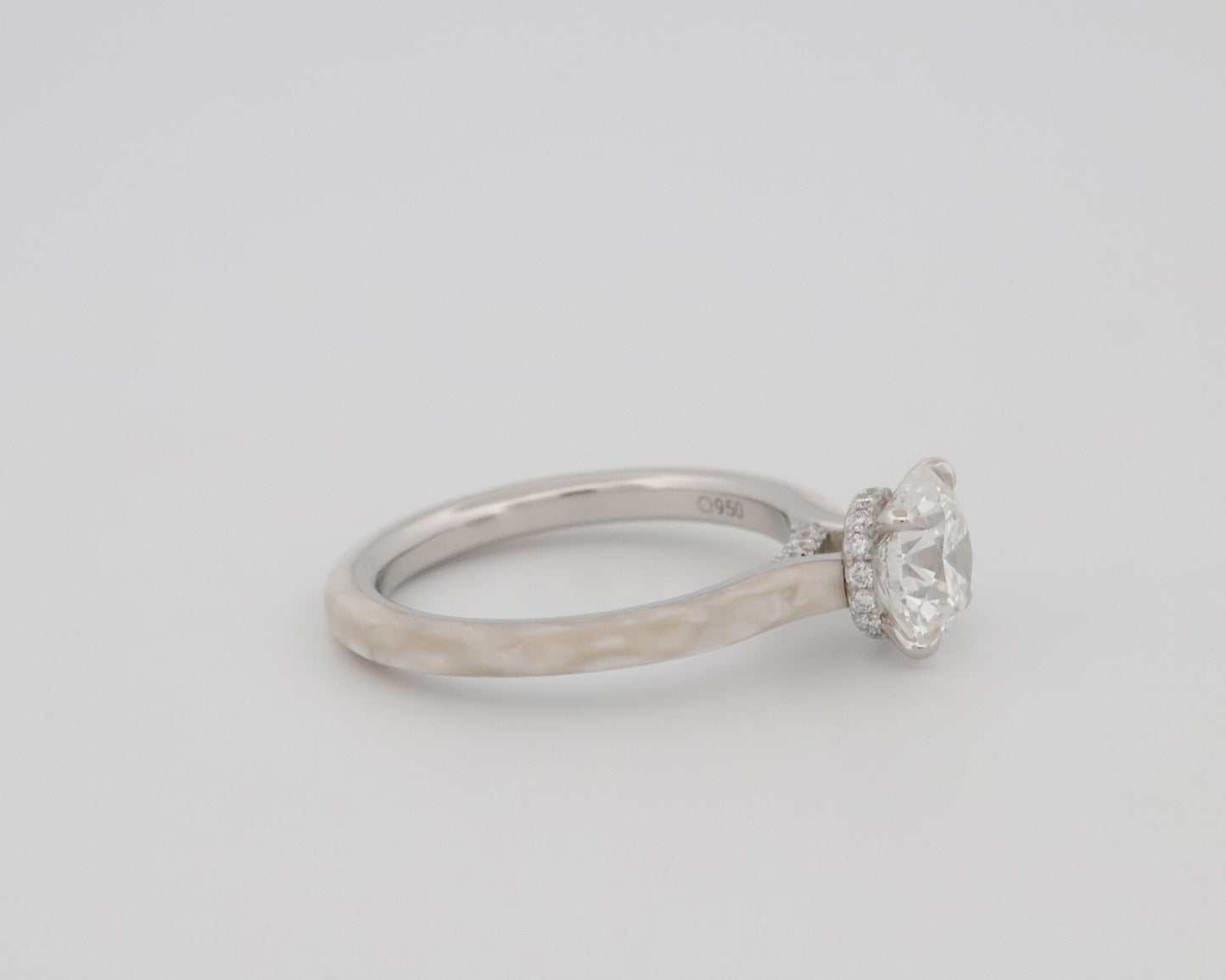 Classic Solitaire with Ceramic